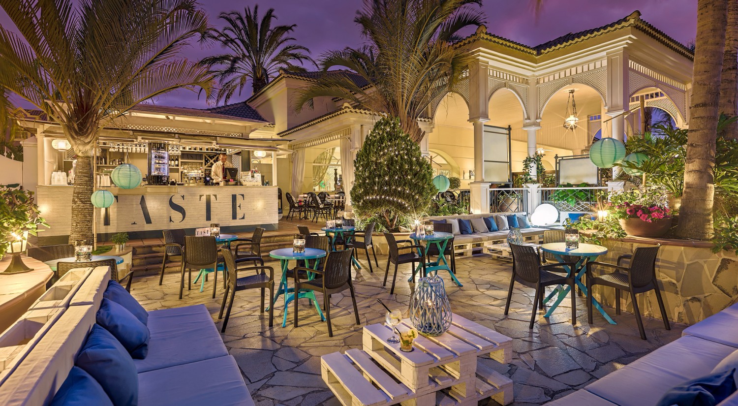 TASTE bar
